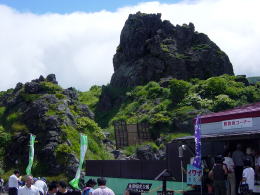 須川高原温泉の大岩